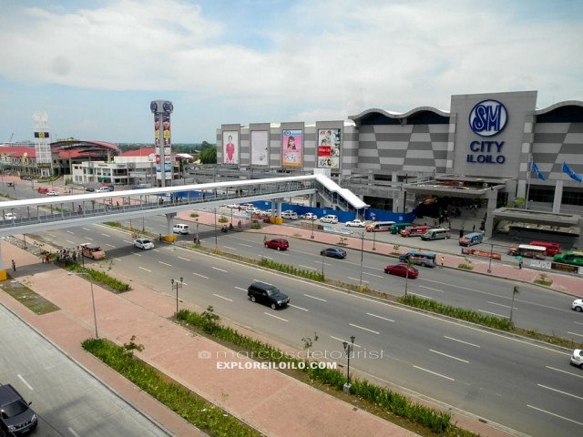 View from Injap Tower Hotel, Iloilo, Philippines