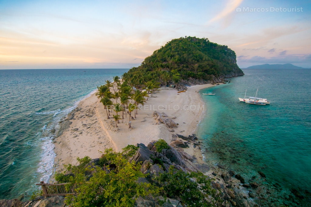 Gabugaw Gamay Island in Gigantes Islands, Carles, Iloilo.